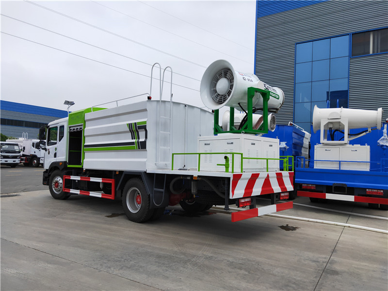 東風(fēng)10方抑塵車