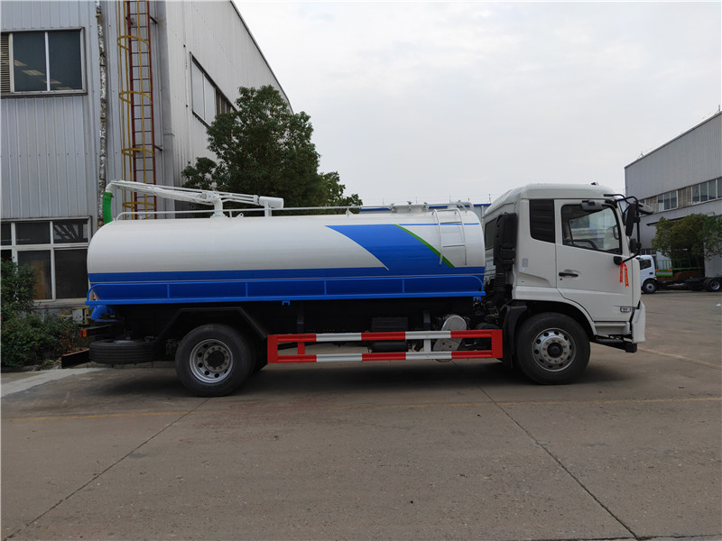 東風(fēng)天錦13方吸糞車