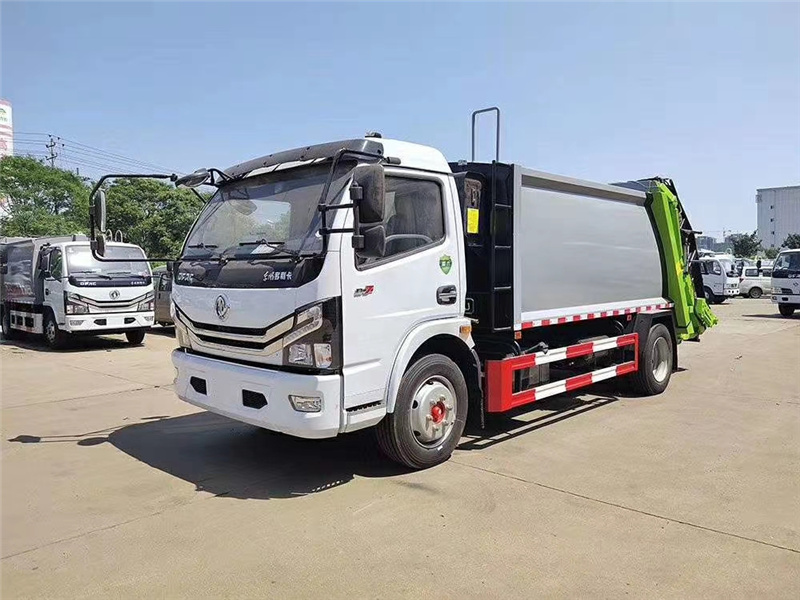 東風多利卡8方壓縮式垃圾車